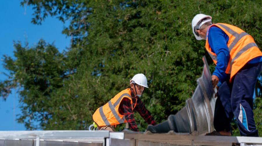 Professional new roof installation services in Hiawatha, WV